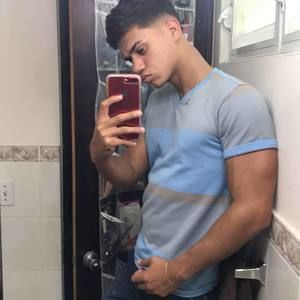 Meet your Posher, Daniel andrés